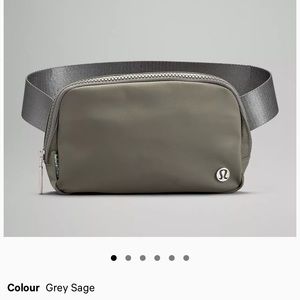 NWT LULULEMON ATHLETICA Everywhere Belt Bag in	
Grey Sage